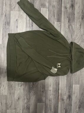 Under Armour Olive Hooded Pullover